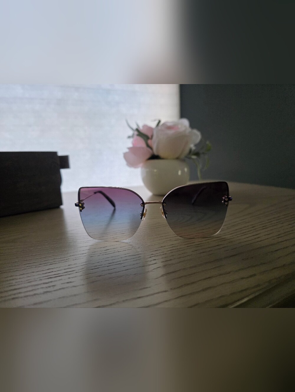 NEW Kate Spade Rimless Blue Gradient Lens Sunglass with Gold Tone Frame